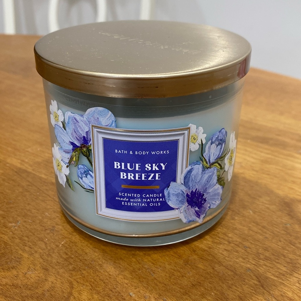 COPY - NWT.  Bath & Body Works, 3-wick candle.